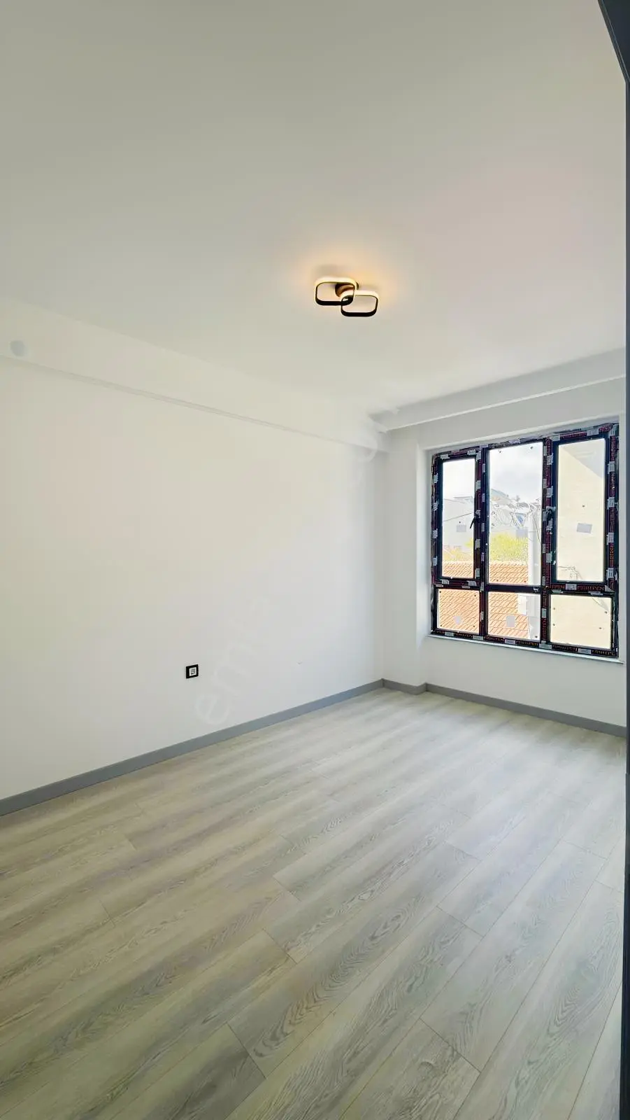 Şirintepe'de Lokasyon Avantajlı, Yerden Isıtmalı 1+1 Lüks Daire! — fotoğraf 6