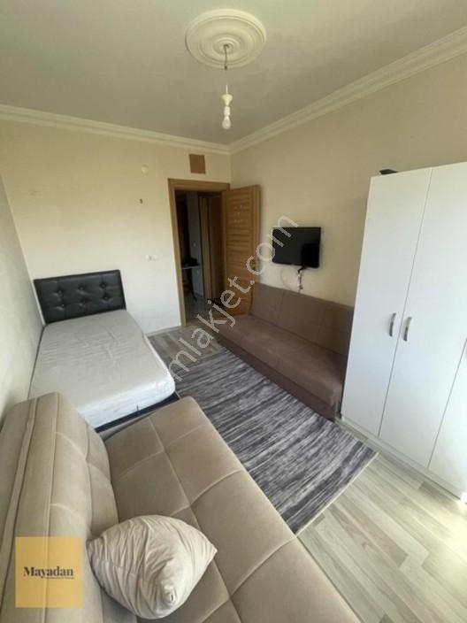 Eşyalı Balkonlu 2+0 Geniş Yatırımlık Daire — fotoğraf 12