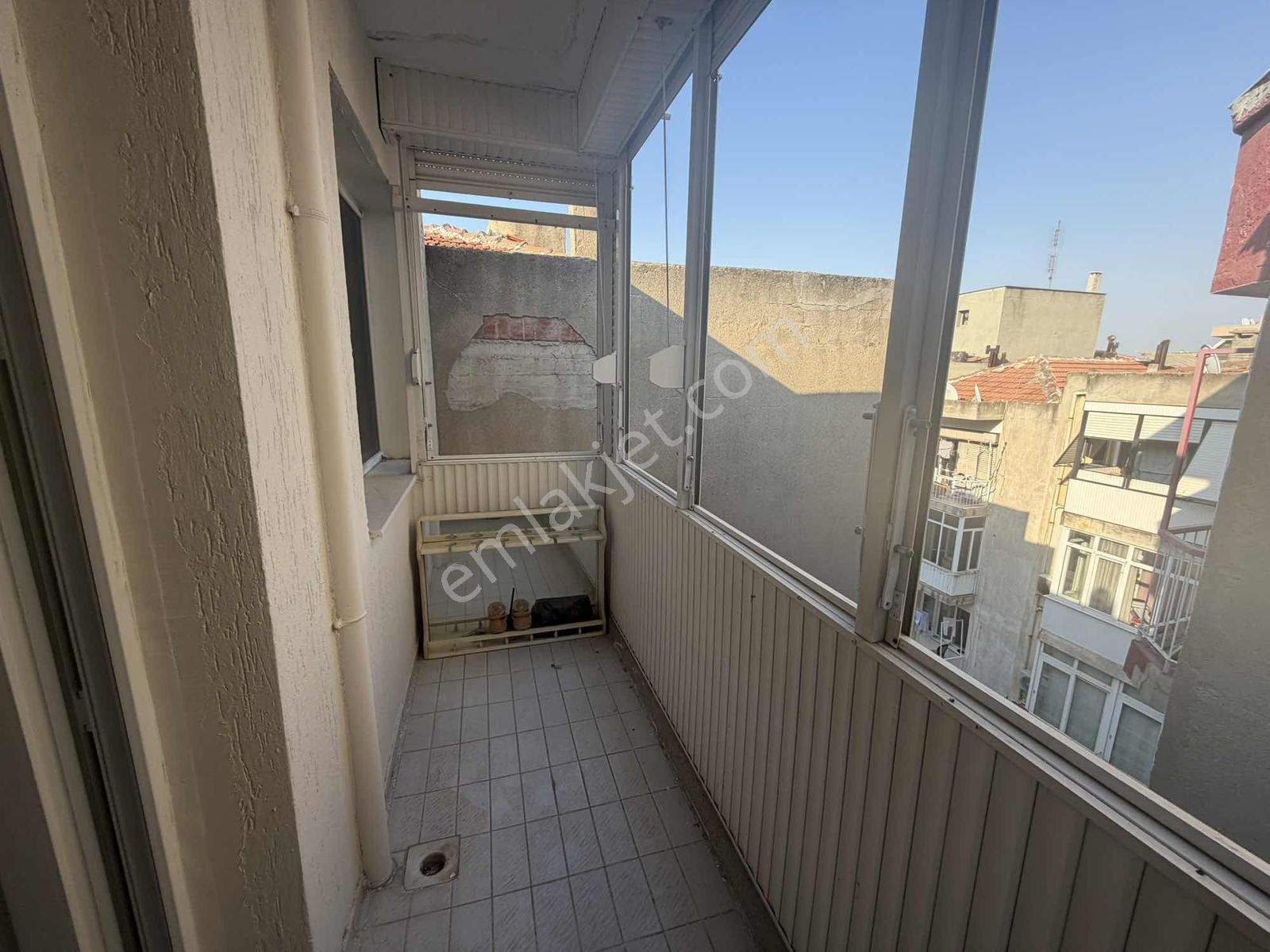 Karşıyaka Merkez , Tadılatlı 3+1 — fotoğraf 13