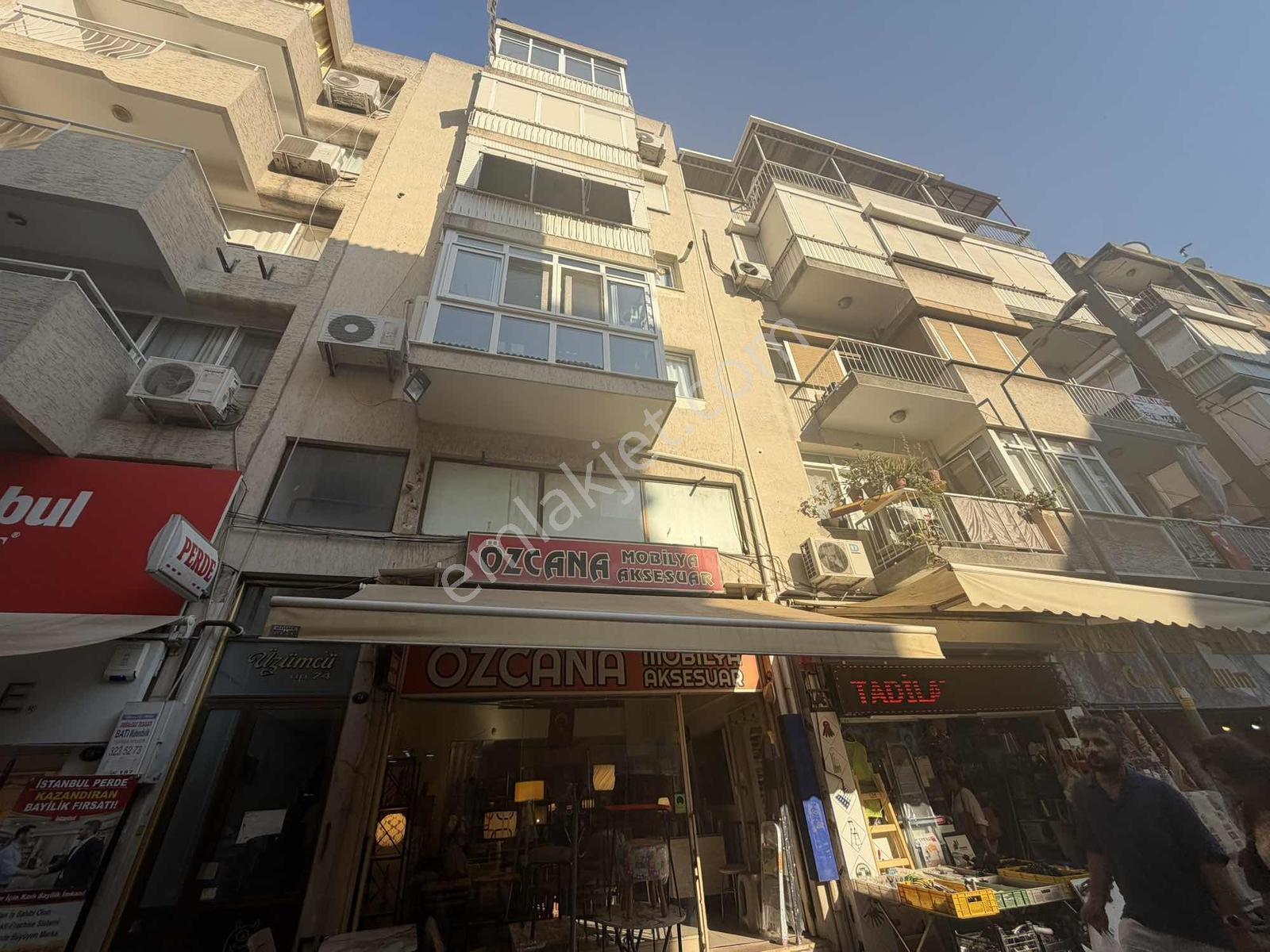 Karşıyaka Merkez , Tadılatlı 3+1 — fotoğraf 24