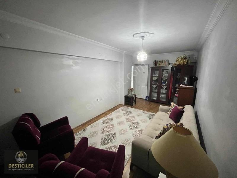 Ed-seylap Caddesi Üzerinde Merkezi Konum 3+1 Satılık Daire — fotoğraf 9
