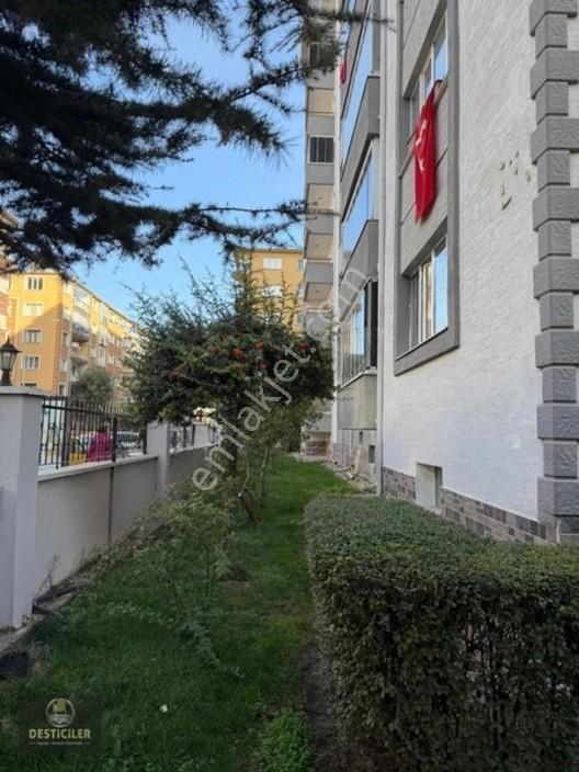 Ed-seylap Caddesi Üzerinde Merkezi Konum 3+1 Satılık Daire — fotoğraf 17
