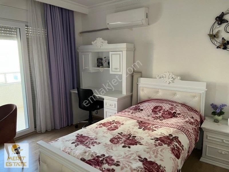 Mahmutlar Mah. Deniz Ve Şehir Manzaralı Satılık 5+1 Dubleks — fotoğraf 12
