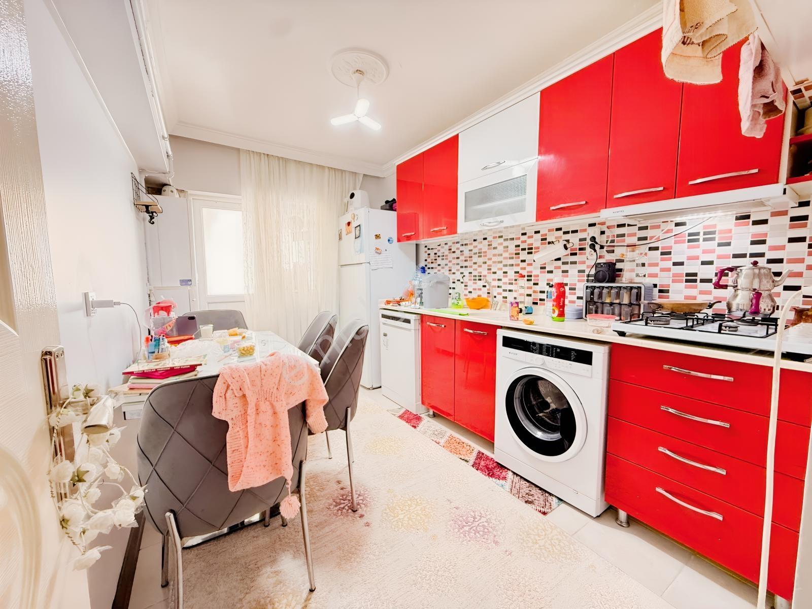 Dereboyu Cadde Yakını Cepheleri Açık Masrafsız 2+1 Daire — fotoğraf 7