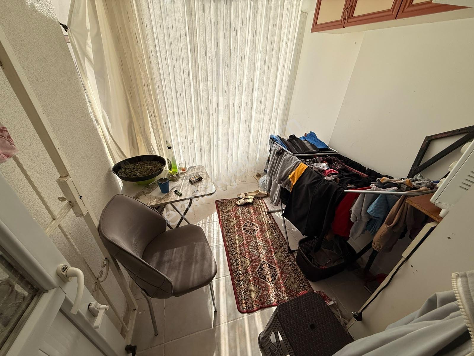 Dereboyu Cadde Yakını Cepheleri Açık Masrafsız 2+1 Daire — fotoğraf 8