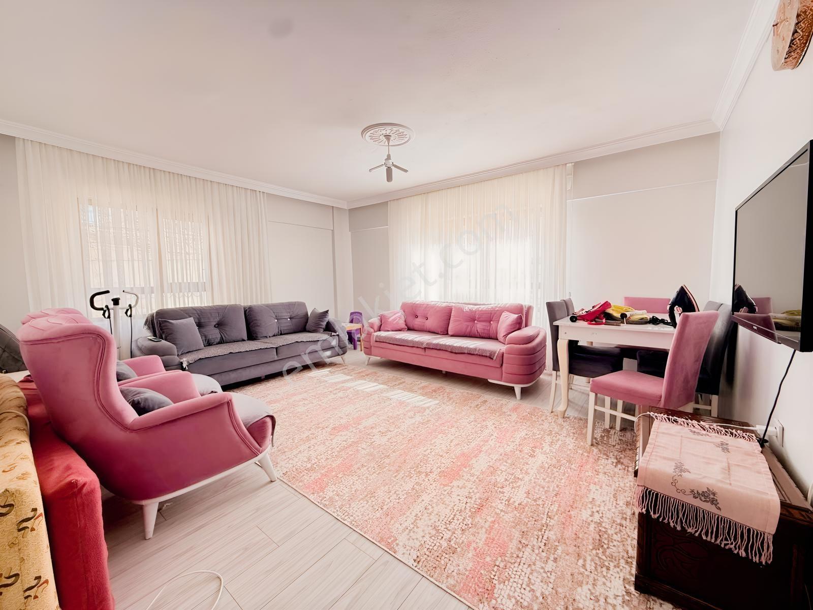 Dereboyu Cadde Yakını Cepheleri Açık Masrafsız 2+1 Daire — fotoğraf 21