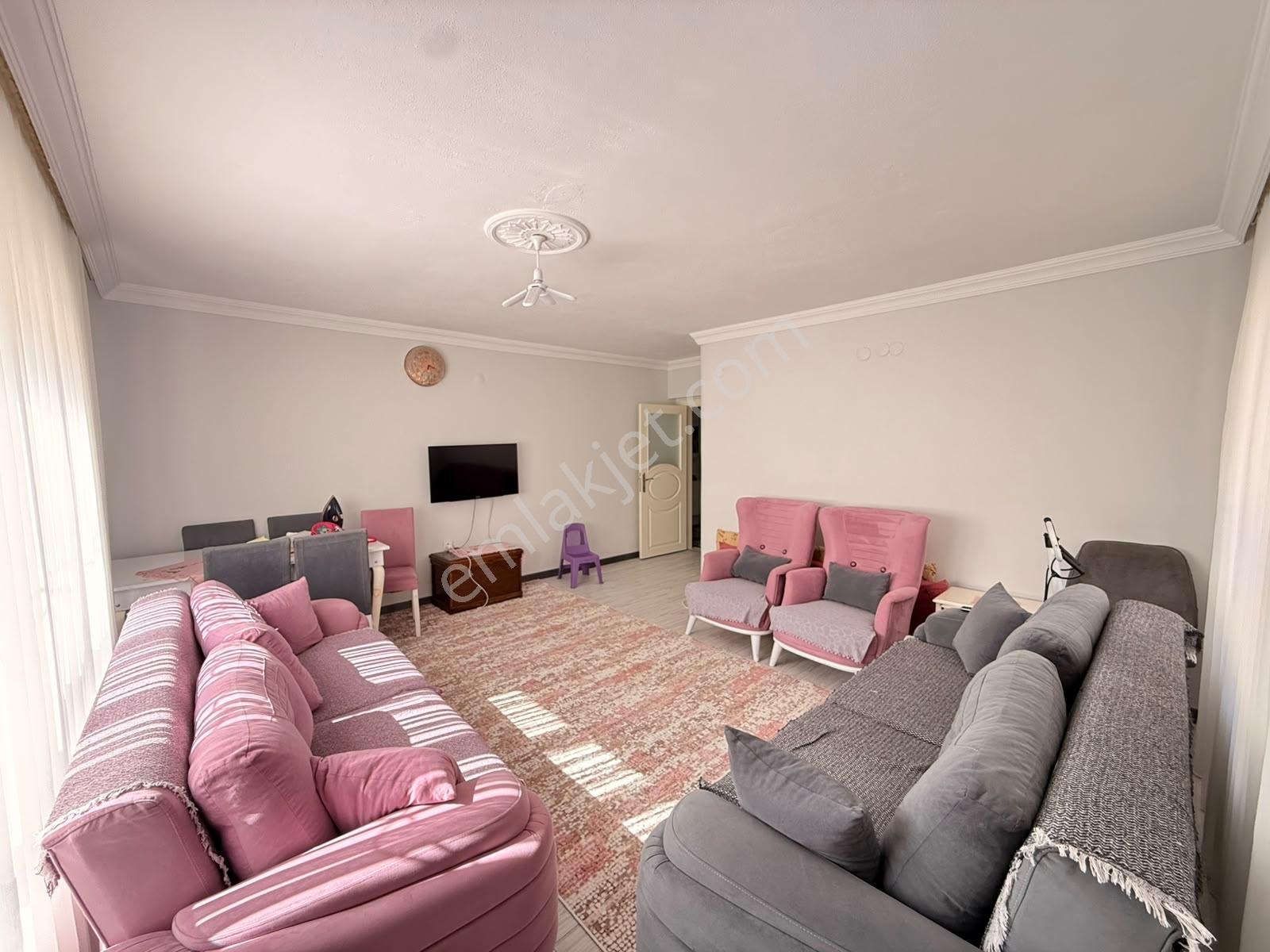 Dereboyu Cadde Yakını Cepheleri Açık Masrafsız 2+1 Daire — fotoğraf 31