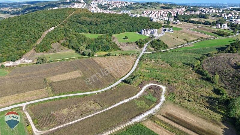 Remax Mavi Rıdvan Gedik'ten Korucukta 500 M² Konut İmarlı Arsa — fotoğraf 19