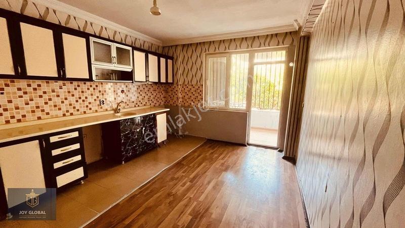 Kepez Gündoğduda Satılık 1+1 Giriş Kat Daire — fotoğraf 2