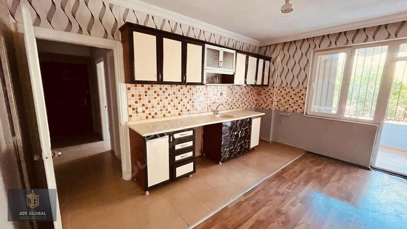 Kepez Gündoğduda Satılık 1+1 Giriş Kat Daire — fotoğraf 3
