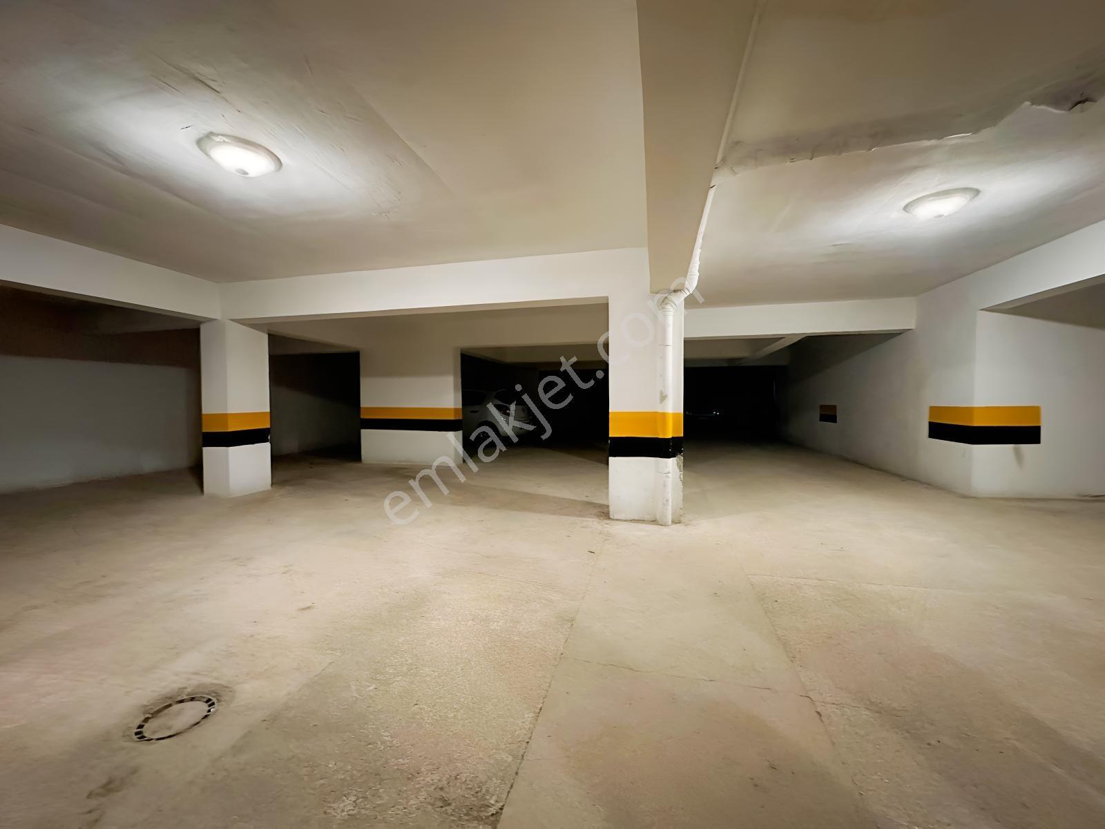 Etlik,de Cadde Üzeri Asansörlü Bağımsız Salon Full+full Daire — fotoğraf 30