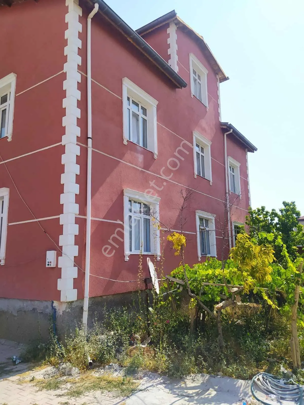 Başak Mahalesinde 712 Metre Arsa İçinde Satılık Müstakil Ev — fotoğraf 2