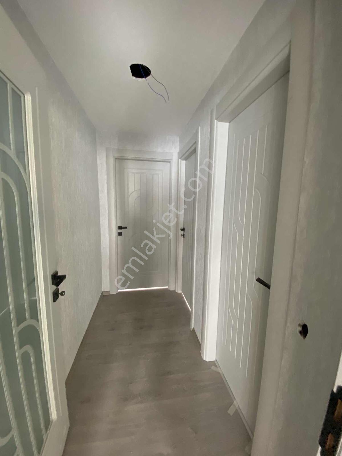 Akşemsettin Genç Osman Caddesi Yanında Satılık 110m² 2+1 Daire — fotoğraf 4