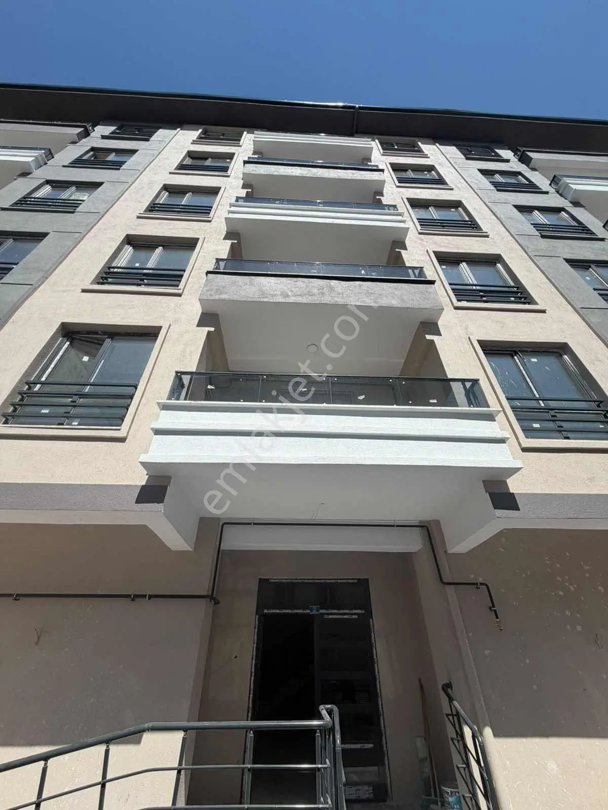 Cengizler'den Keçeciler Caddesine Cephe Satılık 3+1 Daire — fotoğraf 4
