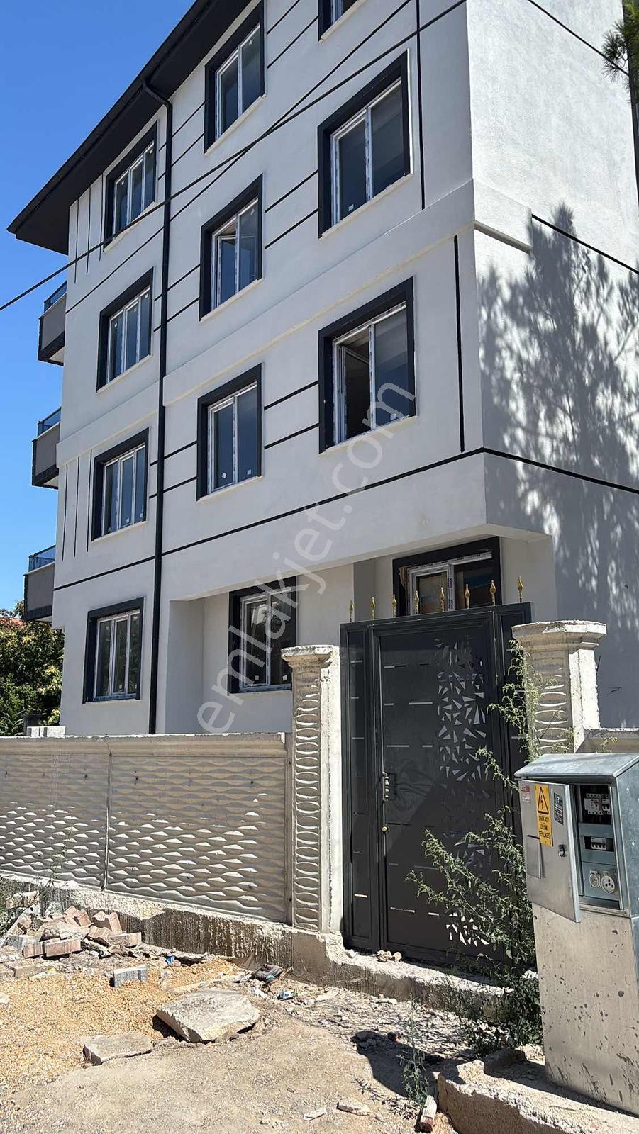 Cengizler'den Keçeciler Caddesine Cephe Satılık 3+1 Daire — fotoğraf 23