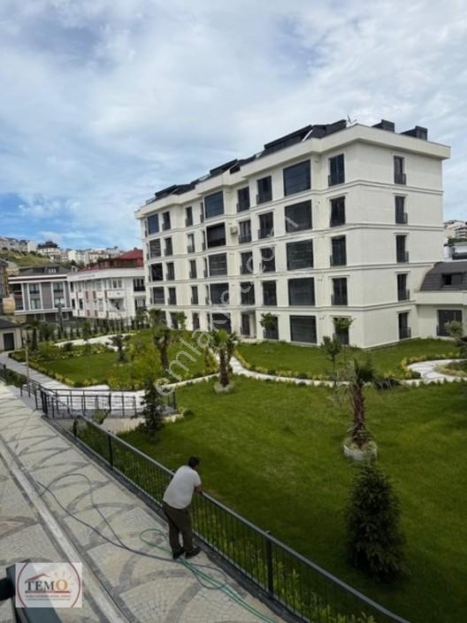 Beyaz İnci Evleri'nde Peyzaj Manzaralı 2+1 Satılık Lüks Daire — fotoğraf 8