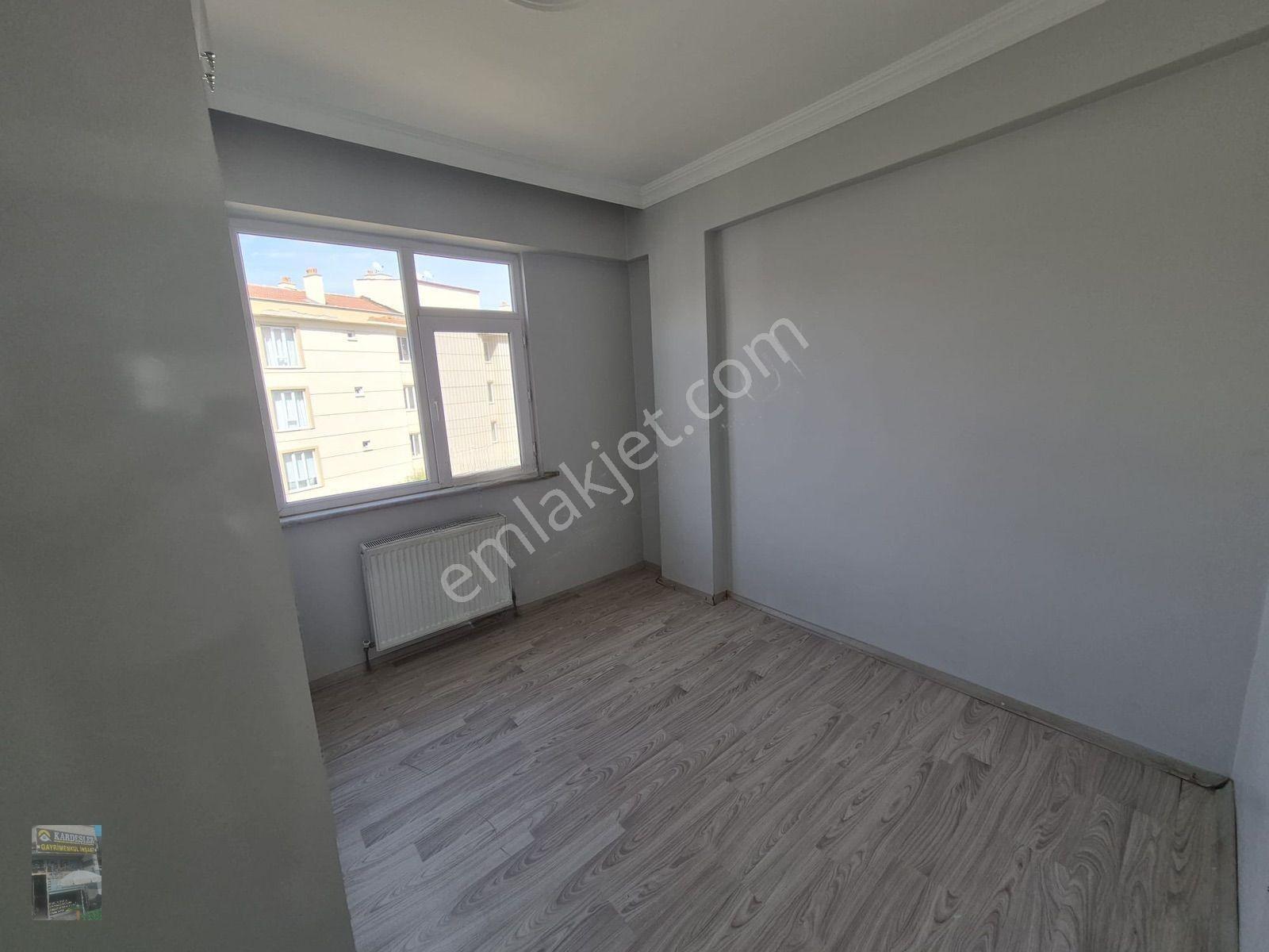 Konya Karatay Satılık 3+1 Arakat Daire — fotoğraf 4