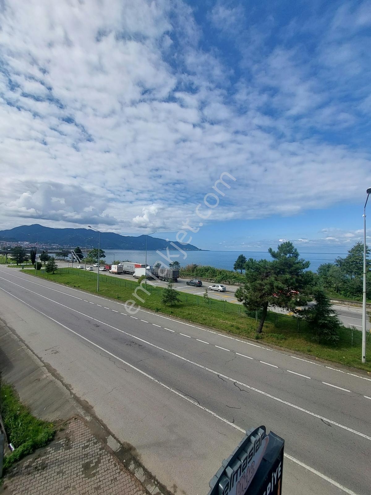 Fibi'den Espiye Üniversite Yanı Deniz Manzaralı 3+1satılık Daire — fotoğraf 18