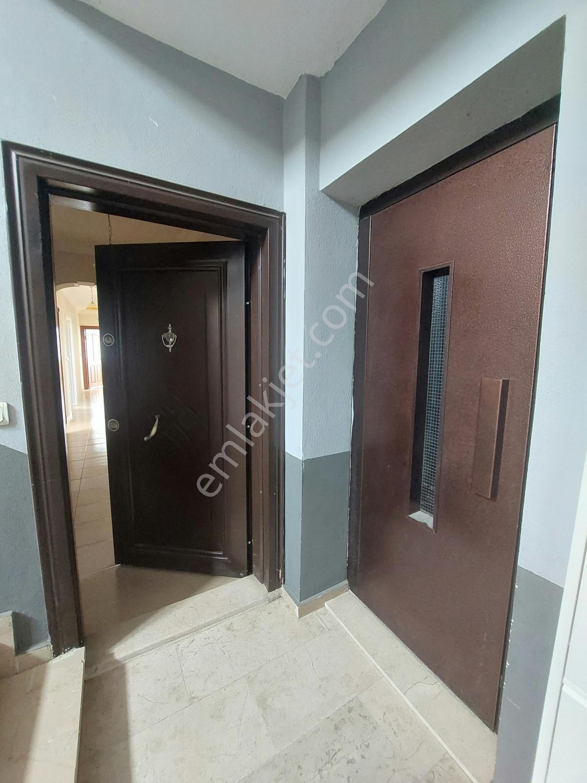 Fibi'den Espiye Üniversite Yanı Deniz Manzaralı 3+1satılık Daire — fotoğraf 20