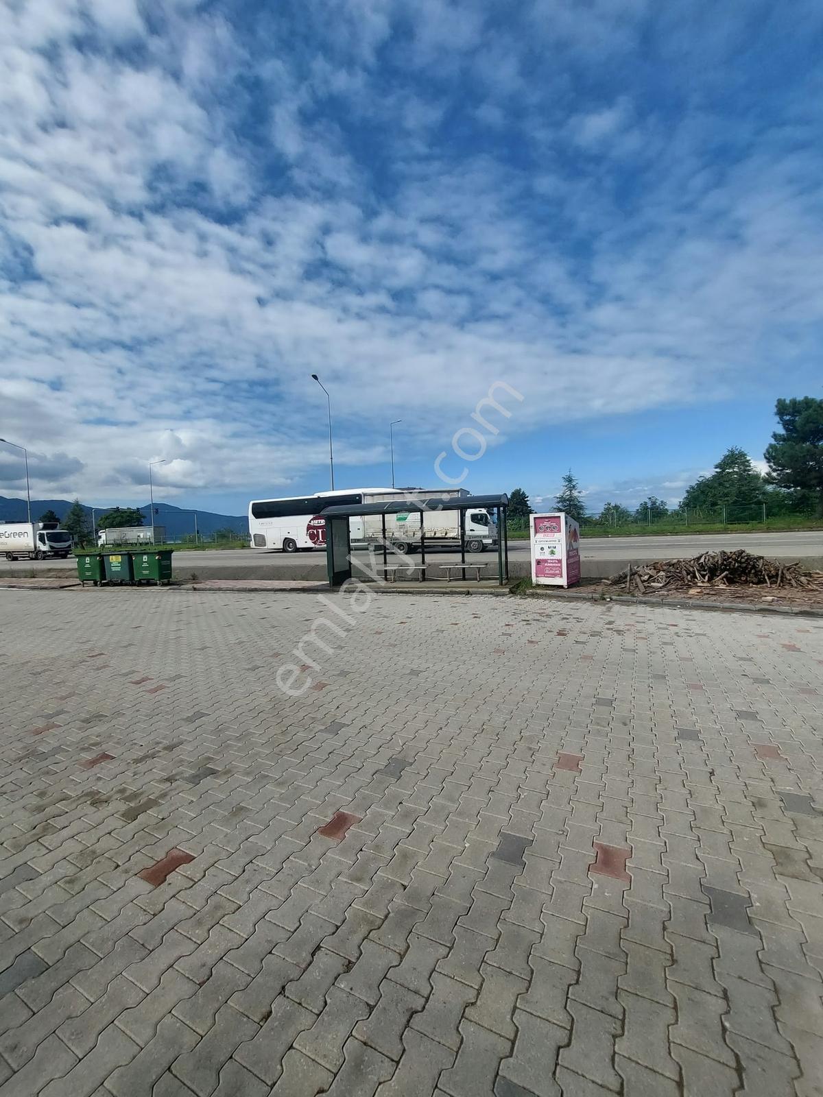 Fibi'den Espiye Üniversite Yanı Deniz Manzaralı 3+1satılık Daire — fotoğraf 21