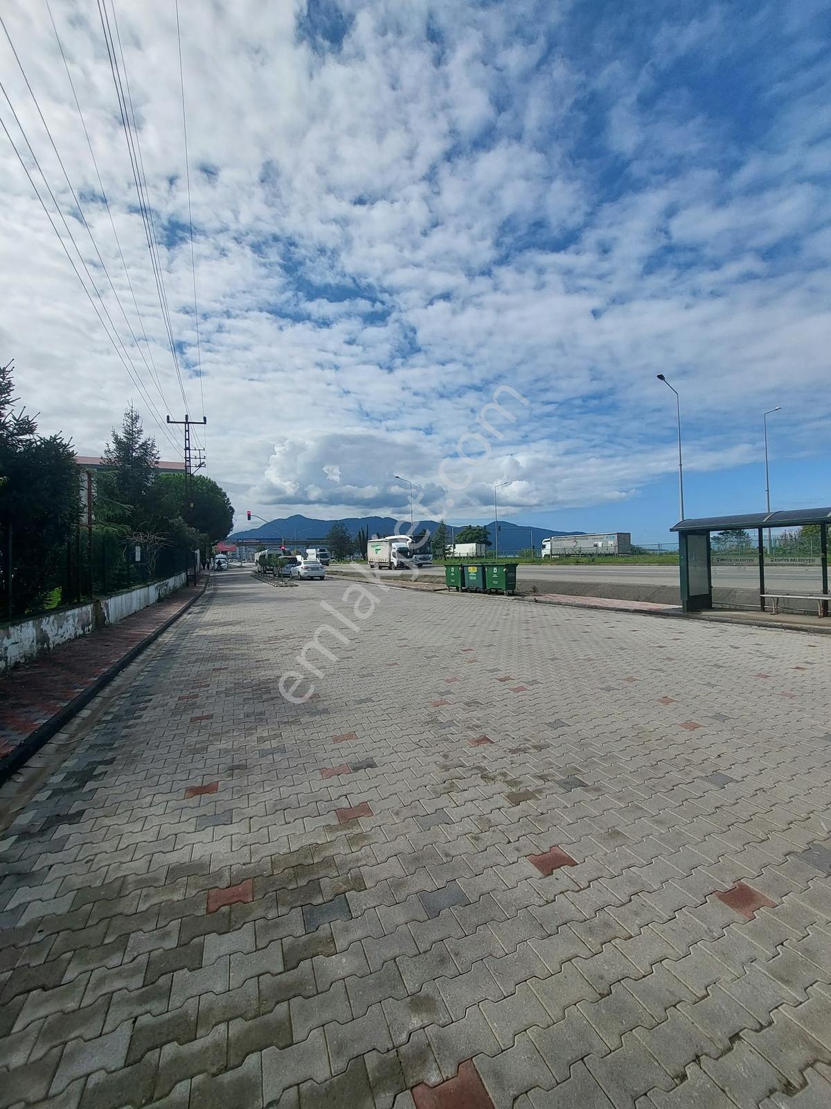 Fibi'den Espiye Üniversite Yanı Deniz Manzaralı 3+1satılık Daire — fotoğraf 22