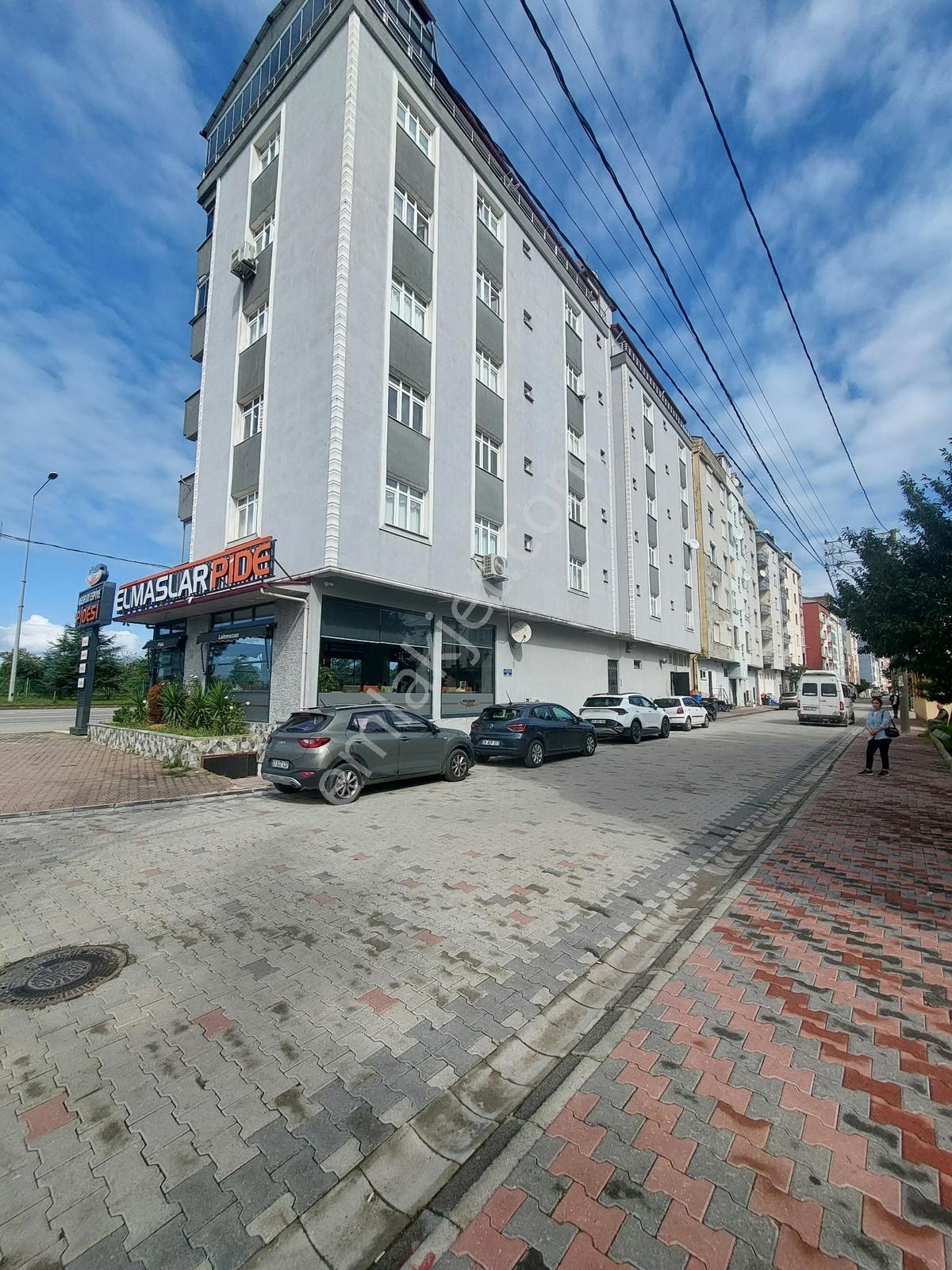 Fibi'den Espiye Üniversite Yanı Deniz Manzaralı 3+1satılık Daire — fotoğraf 23