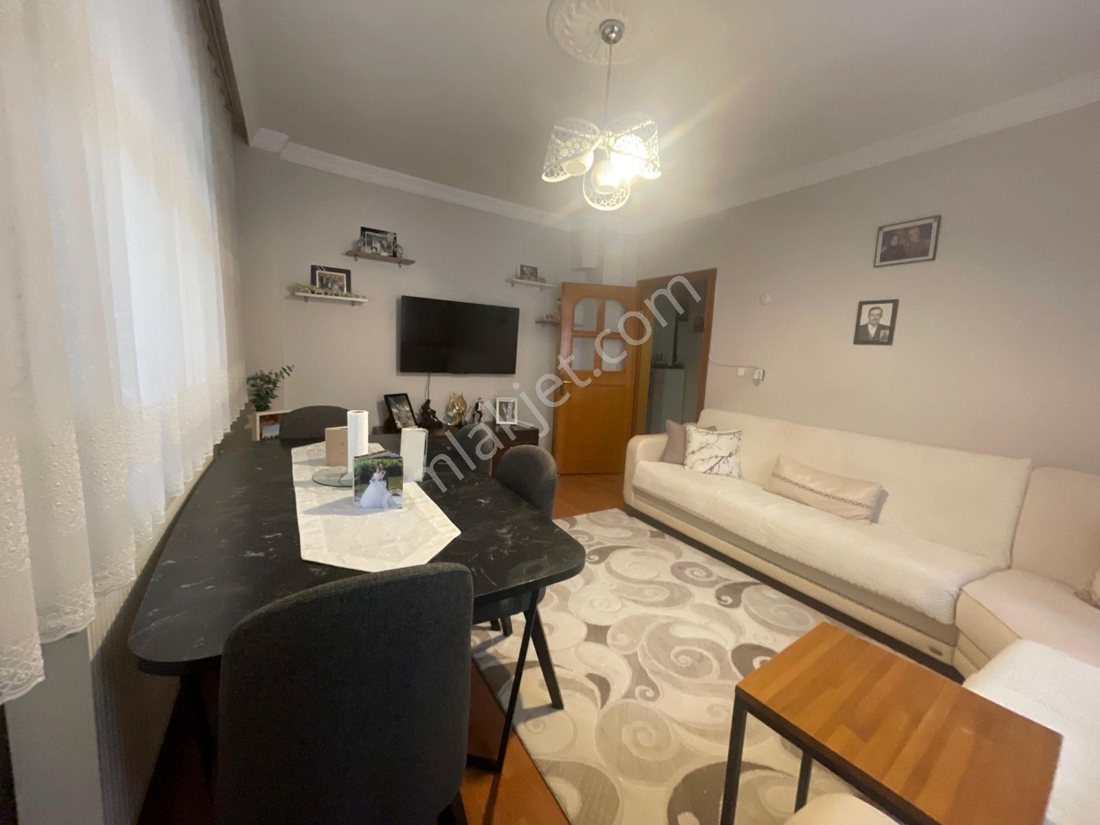 75.yıl Merkezi Konumda 2+1 Satılık Yüksek Giriş Daire — fotoğraf 24