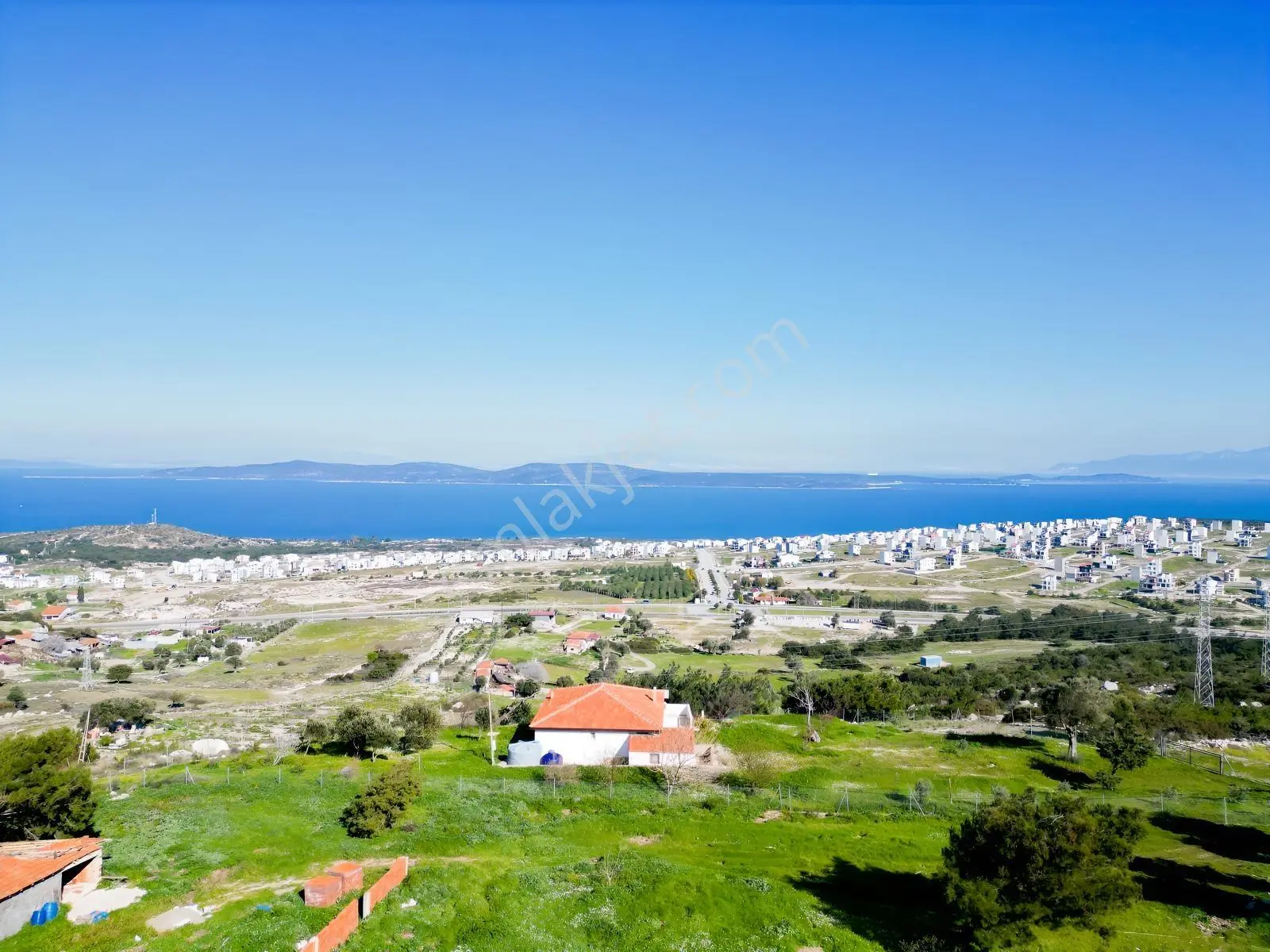 İzmir Karaburun'da Panoramik Deniz Manzaralı Ev Ve Arsası — fotoğraf 2
