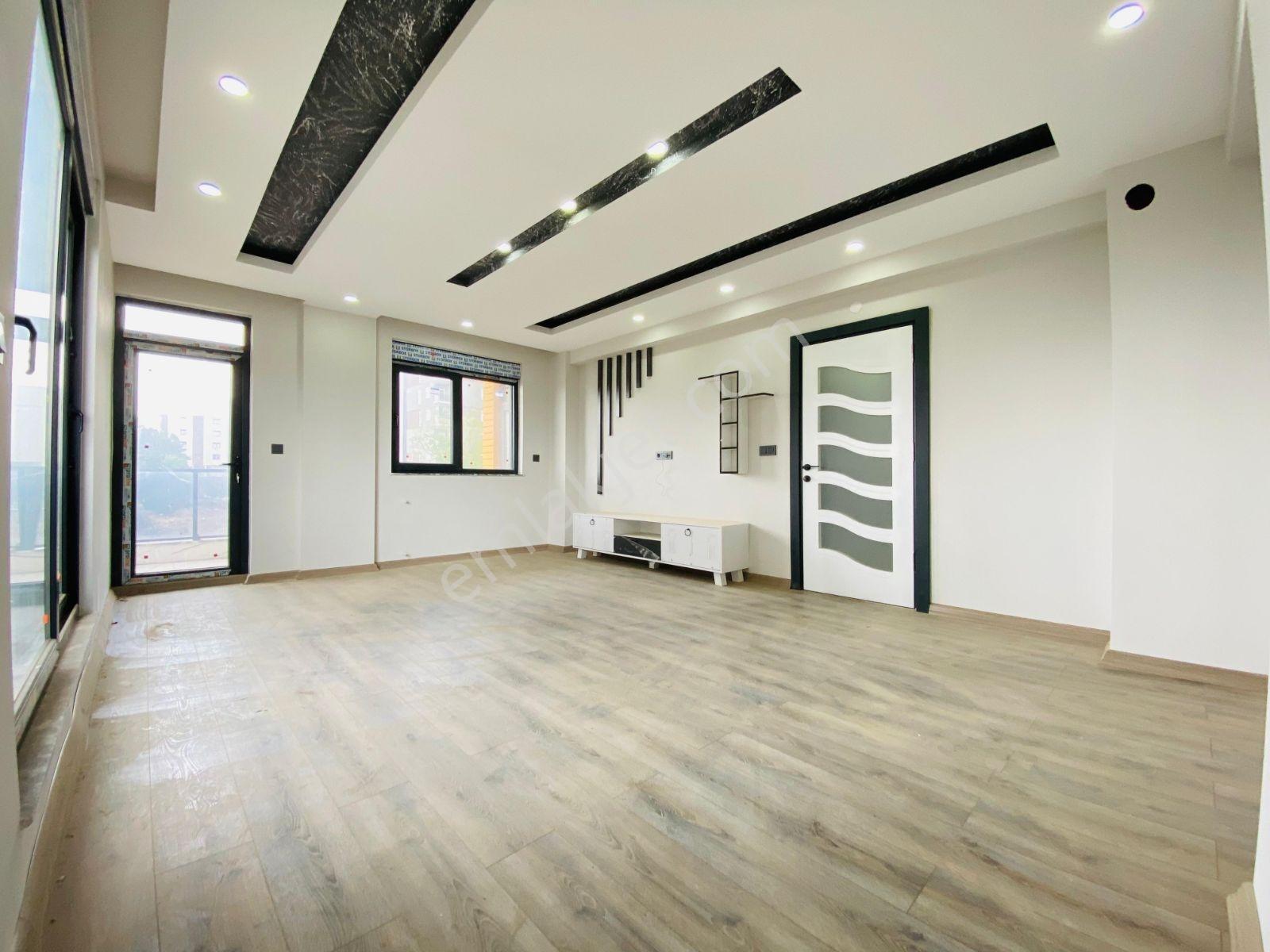 Havuzlu Güvenlikli Site'de 3+1 140 M² Ebevyn Banyolu Lüks Daire — fotoğraf 4