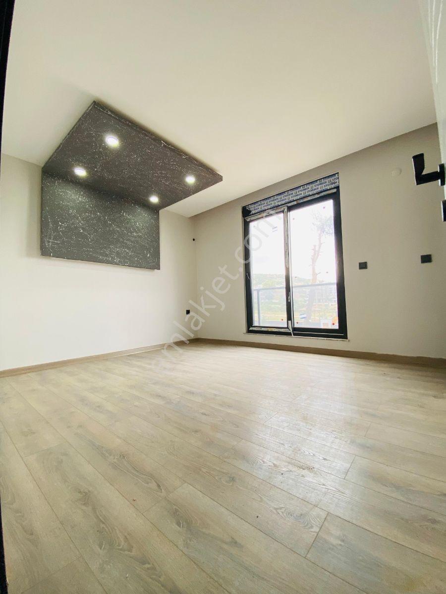 Havuzlu Güvenlikli Site'de 3+1 140 M² Ebevyn Banyolu Lüks Daire — fotoğraf 6