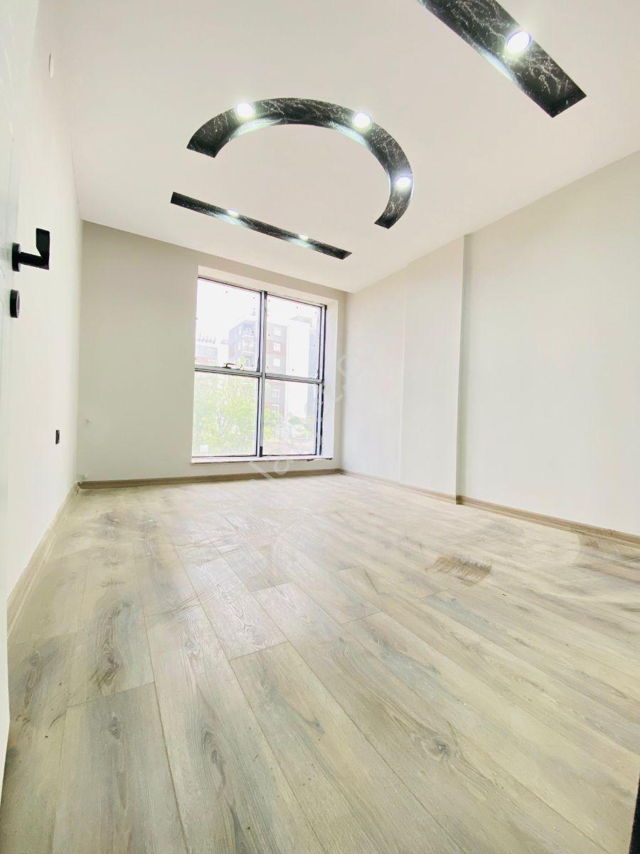 Havuzlu Güvenlikli Site'de 3+1 140 M² Ebevyn Banyolu Lüks Daire — fotoğraf 9
