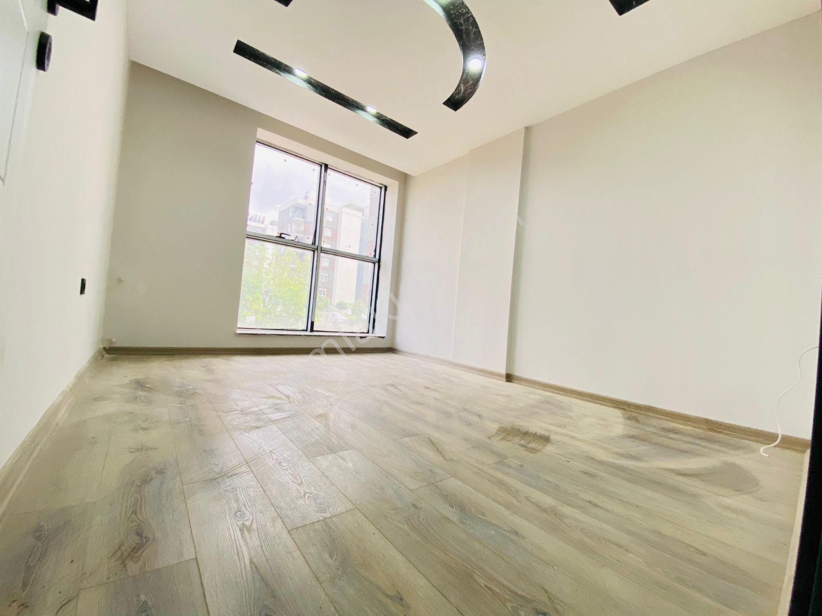 Havuzlu Güvenlikli Site'de 3+1 140 M² Ebevyn Banyolu Lüks Daire — fotoğraf 10