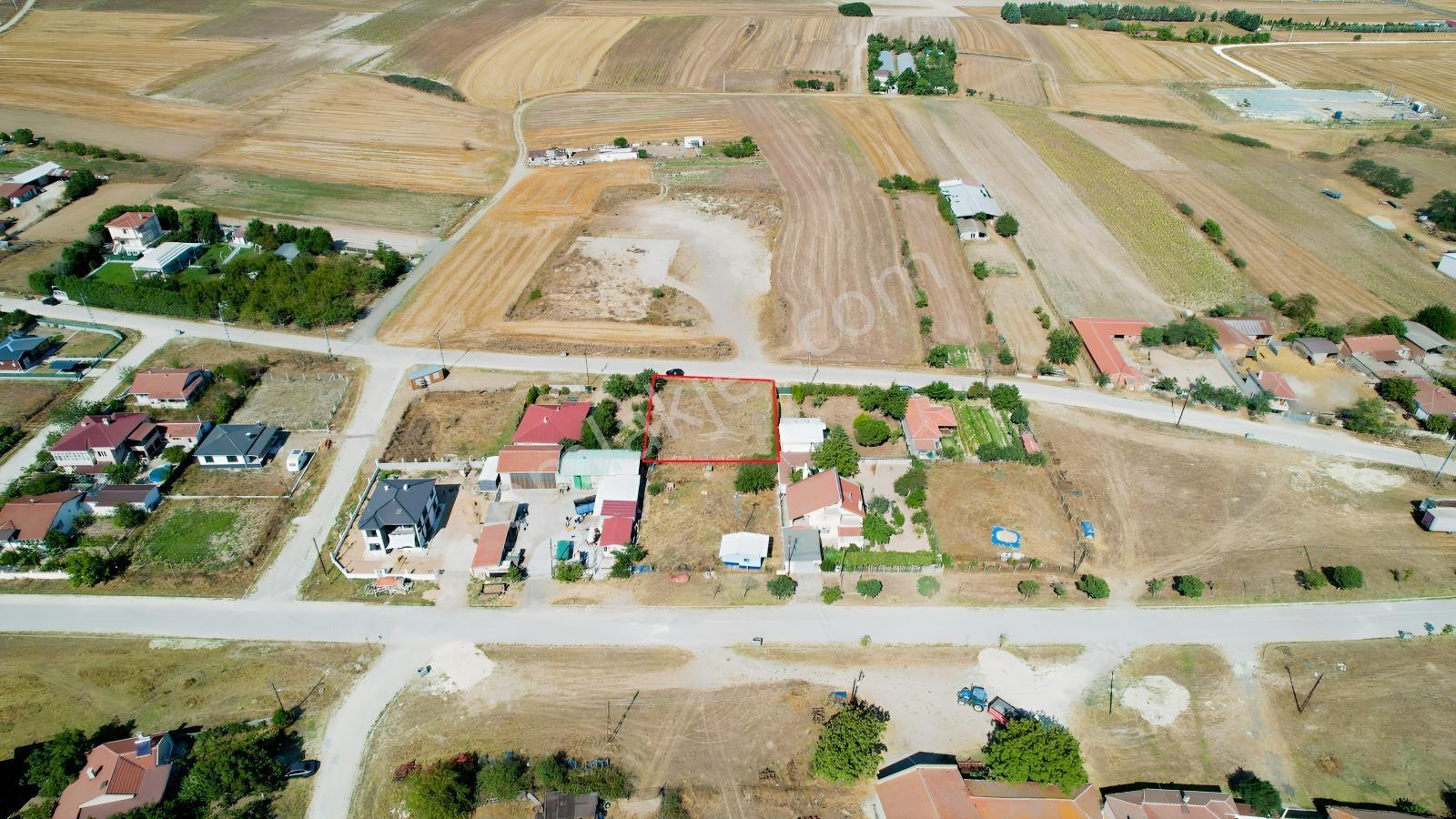 Redstone'dan Yulaflıda 2 Kat 0,60 Emsal Müstakil İmarlı 623 M2 — fotoğraf 3