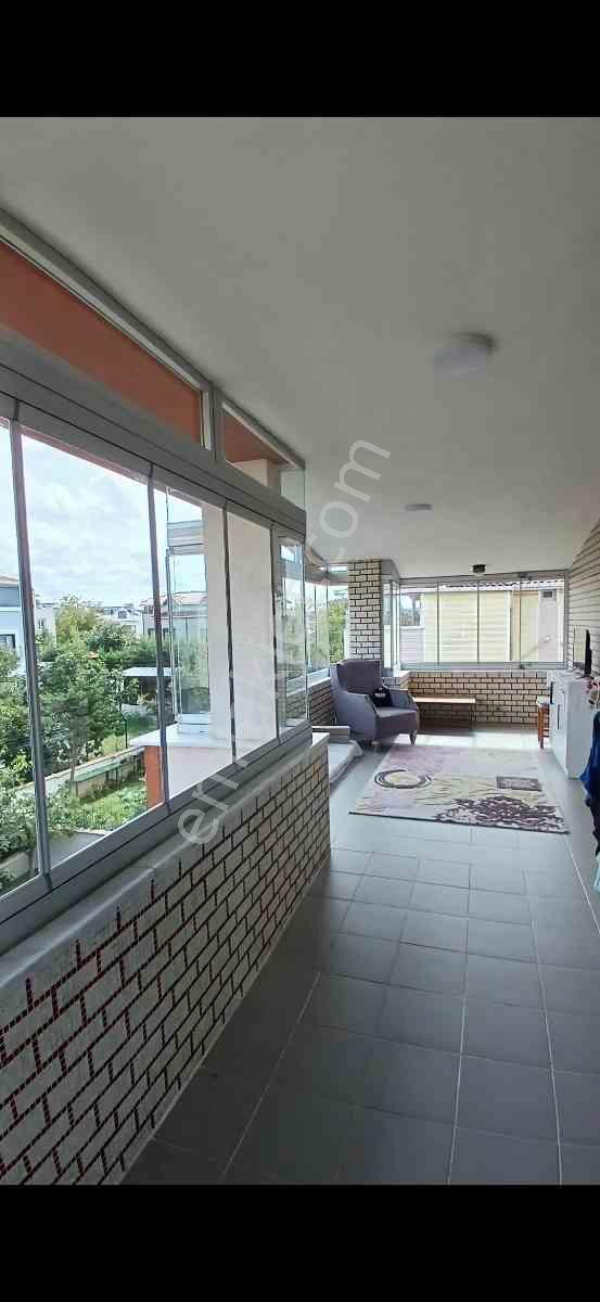 Arnavutköy, Bolluca , Mavıgöl Evlerı Sıtesınde 500m2 Arsa Içerısınde Satılık Villa . — fotoğraf 25