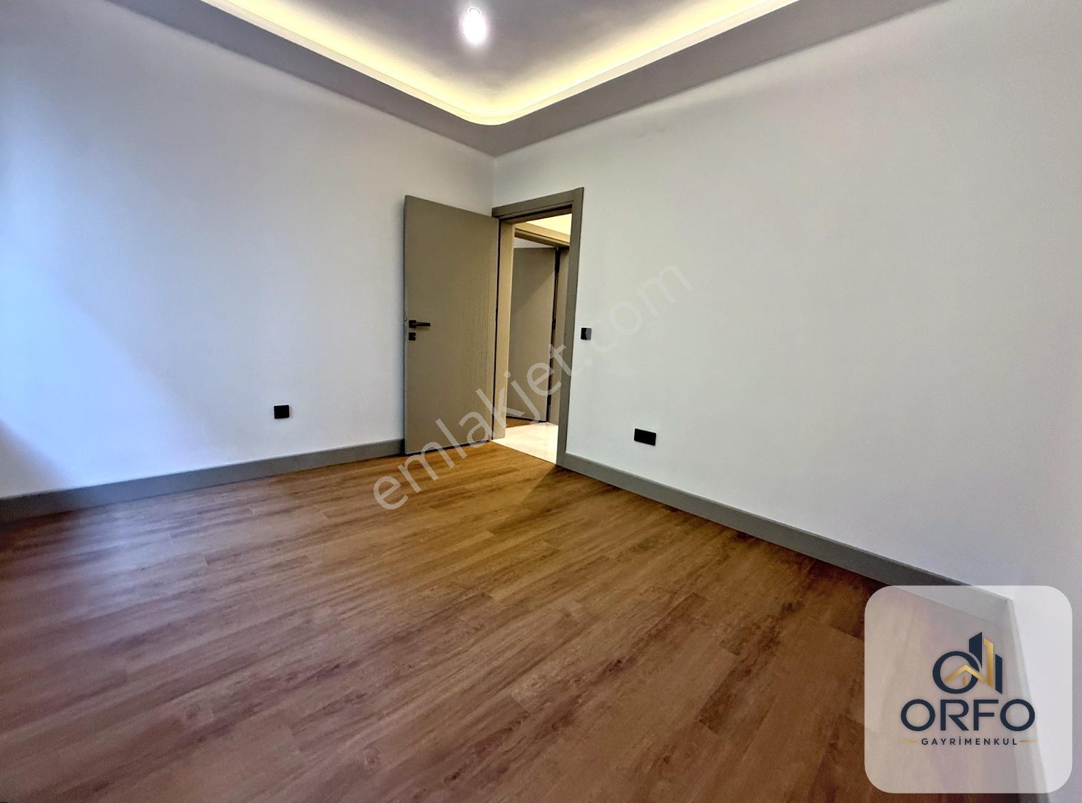 İstinye Boğaziçi D Blokları İçi Yenilenmiş 3+1 Daire — fotoğraf 3