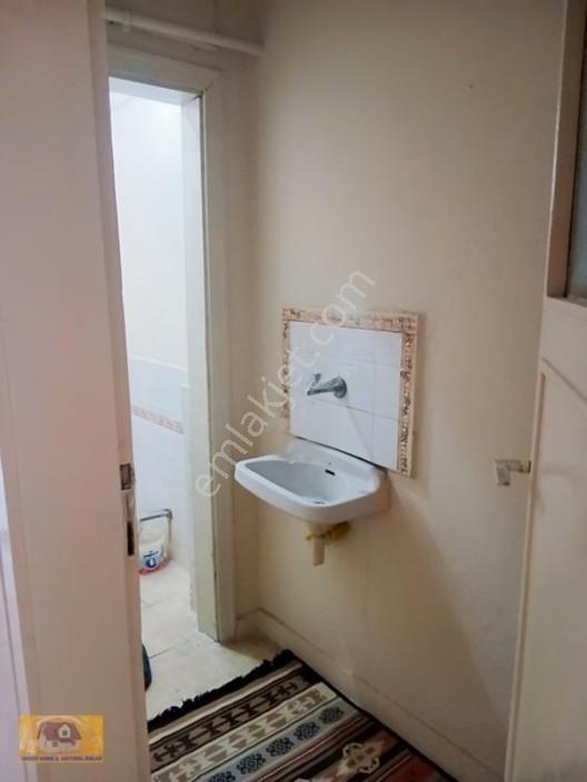 İzzetpaşa Mah. Satılık 2+1 Ara Kat Daire — fotoğraf 9