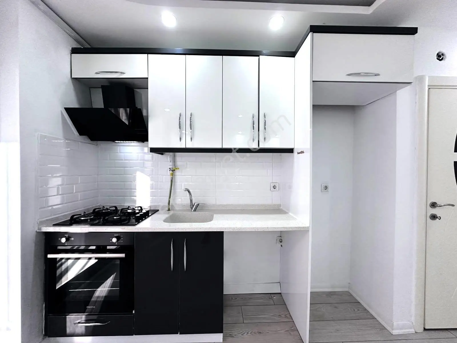 𝄞melodi'den İkizçay'da Görenin İçine Sinen Cam Balkonlu 70m2 Genişlikte 1+1 Daire — fotoğraf 3