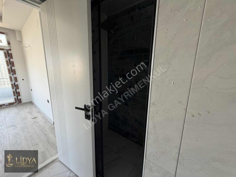 Mersin Ayaş'ta Nezih Aile Sitesinde Satılık 2+1 Daire — fotoğraf 11