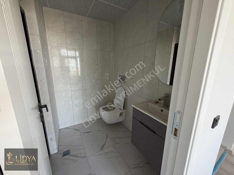 Mersin Ayaş'ta Nezih Aile Sitesinde Satılık 2+1 Daire — fotoğraf 12