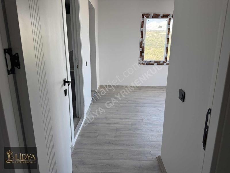 Mersin Ayaş'ta Nezih Aile Sitesinde Satılık 2+1 Daire — fotoğraf 14