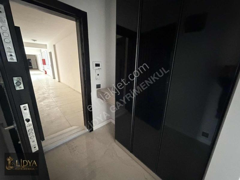 Mersin Ayaş'ta Nezih Aile Sitesinde Satılık 2+1 Daire — fotoğraf 20