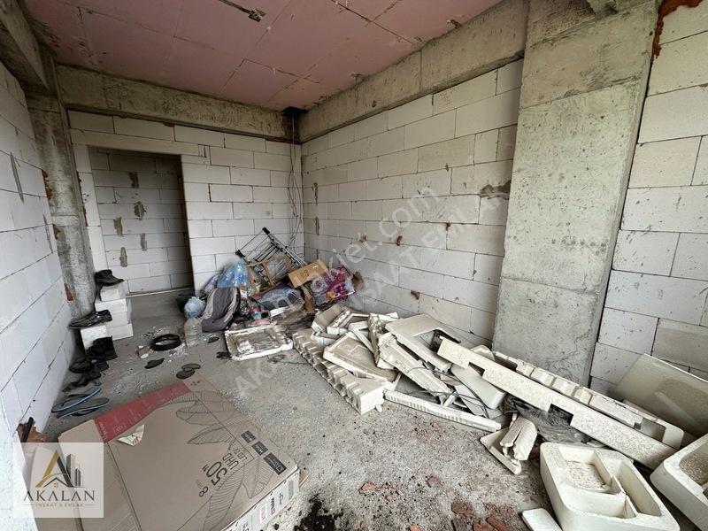 Ferizli Merkez'de 3+1 Geniş Kullanım Kabası Bitmiş Satılık Daire — fotoğraf 5