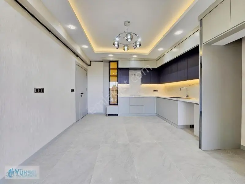 1200 Evler'de 3+1 190 M2 E.banyo-g.odalı Lüks Satılık Daireler ! — fotoğraf 4