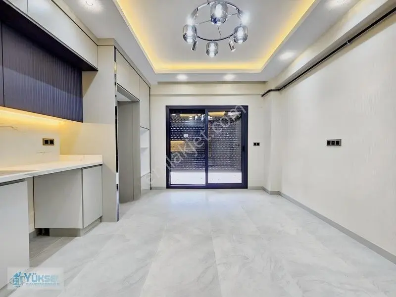 1200 Evler'de 3+1 190 M2 E.banyo-g.odalı Lüks Satılık Daireler ! — fotoğraf 10