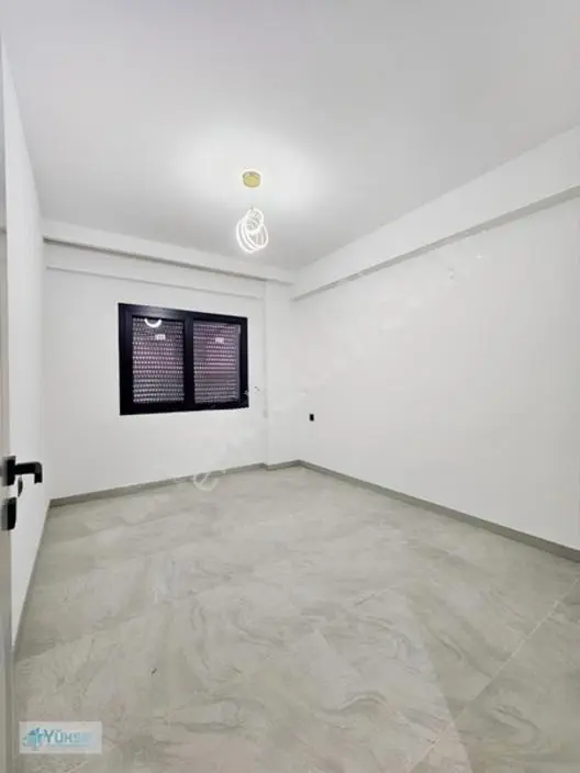 1200 Evler'de 3+1 190 M2 E.banyo-g.odalı Lüks Satılık Daireler ! — fotoğraf 17
