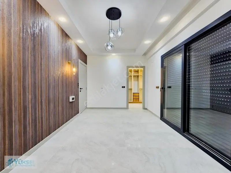 1200 Evler'de 3+1 190 M2 E.banyo-g.odalı Lüks Satılık Daireler ! — fotoğraf 25