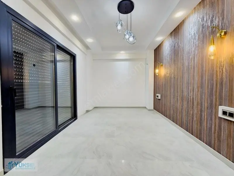 1200 Evler'de 3+1 190 M2 E.banyo-g.odalı Lüks Satılık Daireler ! — fotoğraf 28