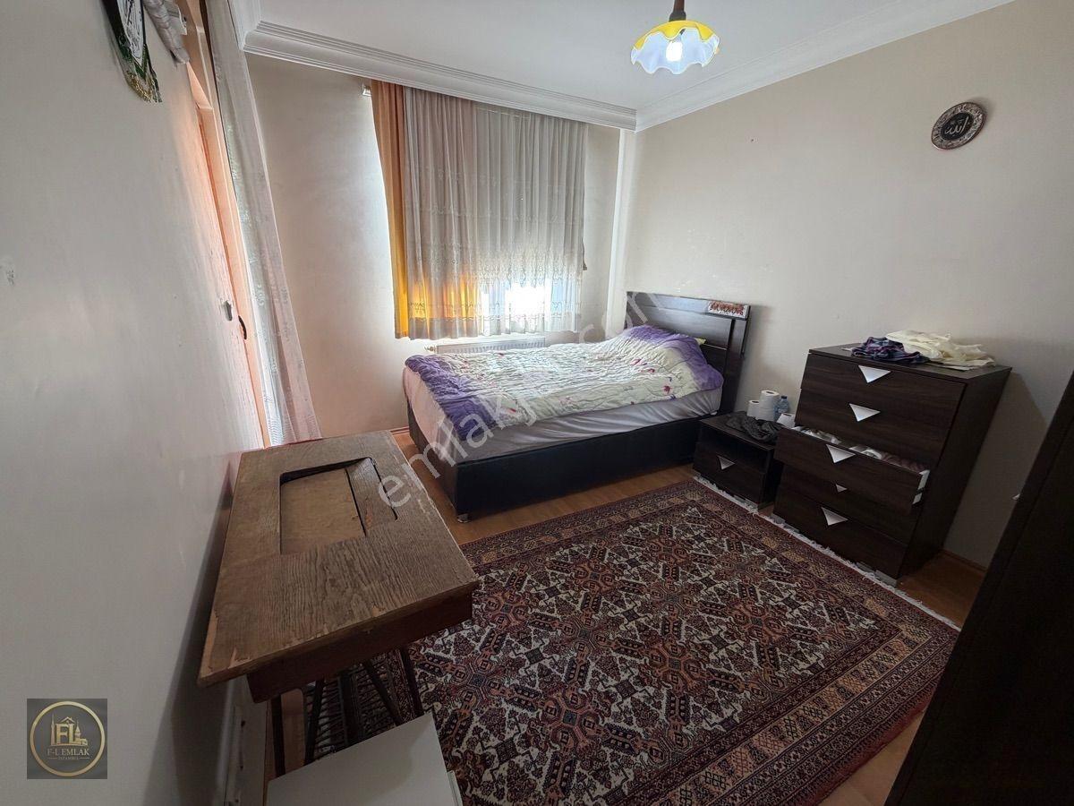 F-l Emlaktan Esatpaşa Merkez İett Garaj Yakını 2+1 Ara Kat Önü Açık — fotoğraf 22