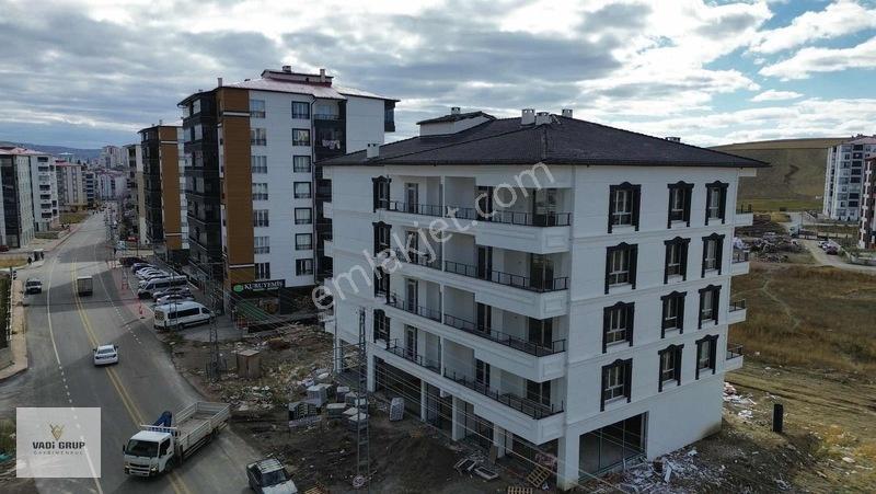 Vadi Grup'Tan Tuzlugöl'De 3+1 Cadde Üstü 150M2 Ultra Lüx Daire!