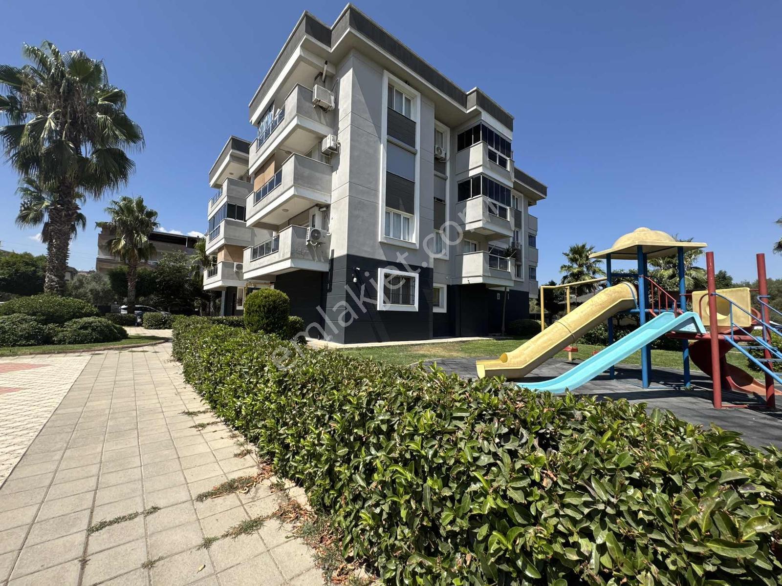 Menderes Coldwell Banker'dan Merkezi Konum Site İçi 2+1 — fotoğraf 4